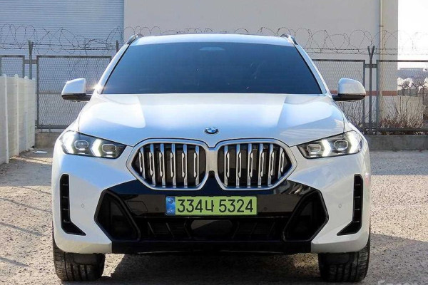 2025 BMW X6 с пробегом 17 000 км