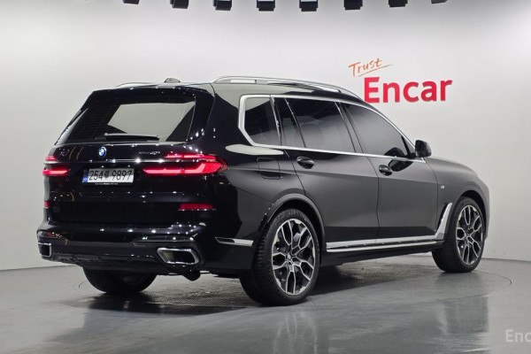 2024 BMW X7 с пробегом 35 982 км