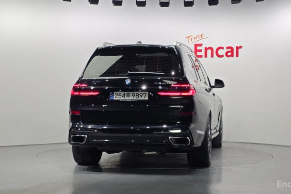 2024 BMW X7 с пробегом 35 982 км