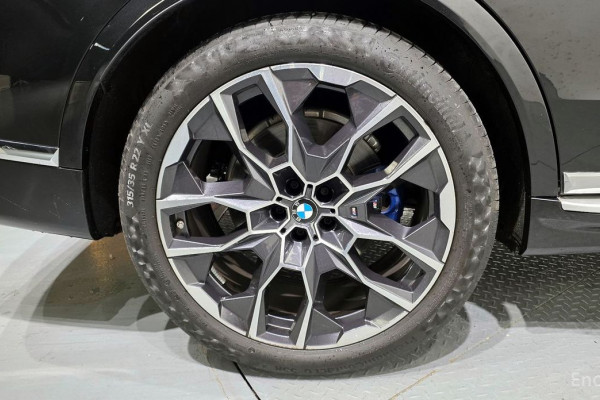 2024 BMW X7 с пробегом 35 982 км