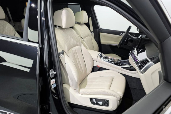 2024 BMW X7 с пробегом 35 982 км
