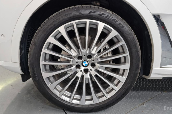 2024 BMW X7 с пробегом 48 447 км