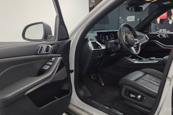 2025 BMW X7 с пробегом 23 964 км