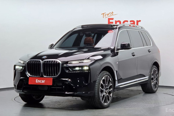 2025 BMW X7 с пробегом 9 902 км