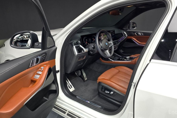 2024 BMW X7 с пробегом 15 910 км