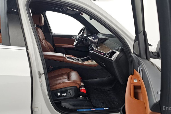 2024 BMW X7 с пробегом 48 447 км