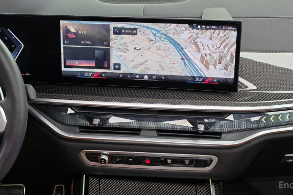 2025 BMW X7 с пробегом 9 902 км