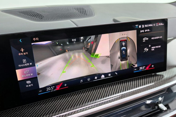 2025 BMW X7 с пробегом 9 902 км