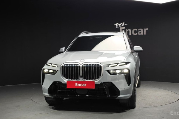 2024 BMW X7 с пробегом 18 583 км