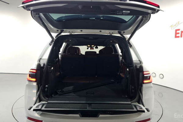 2024 BMW X7 с пробегом 48 447 км