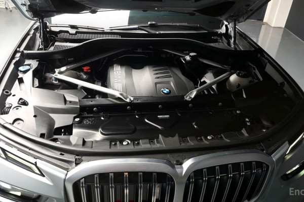 2024 BMW X7 с пробегом 18 583 км