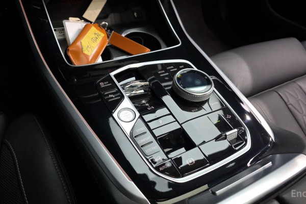 2024 BMW X7 с пробегом 18 583 км