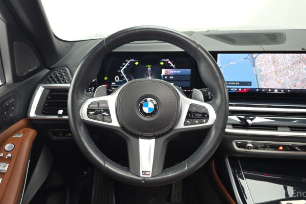 2024 BMW X7 с пробегом 25 494 км