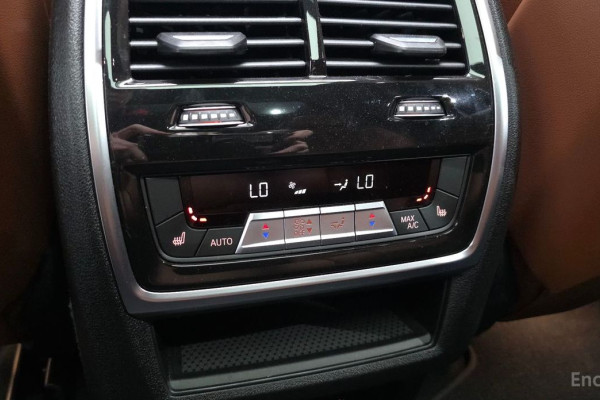 2024 BMW X7 с пробегом 25 494 км