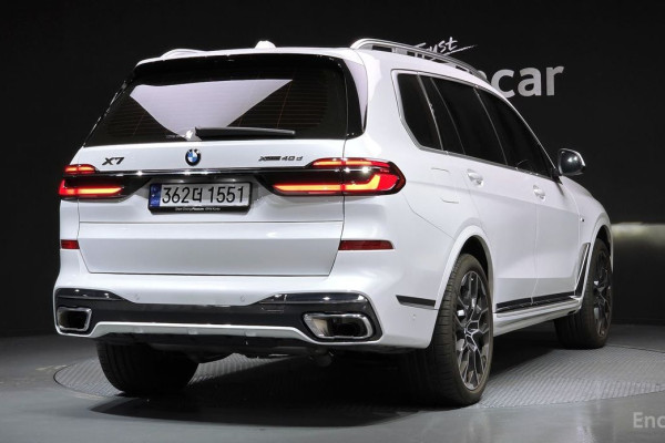 2025 BMW X7 с пробегом 11 946 км
