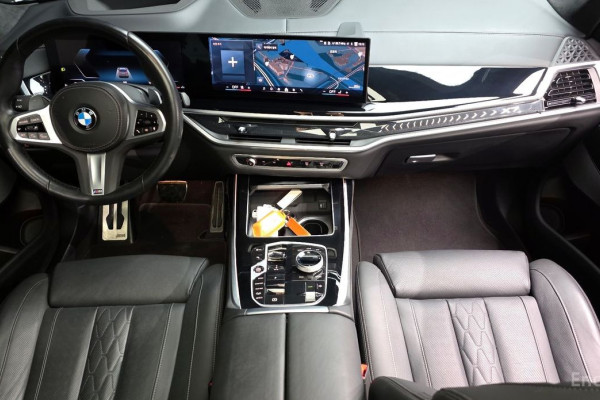 2024 BMW X7 с пробегом 18 583 км