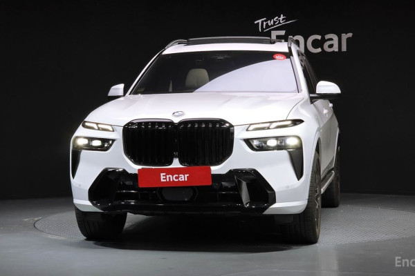 2025 BMW X7 с пробегом 11 946 км