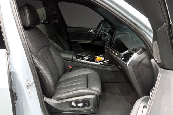 2024 BMW X7 с пробегом 18 583 км