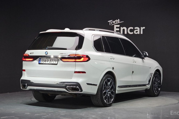 2024 BMW X7 с пробегом 12 823 км