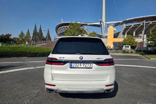 2025 BMW X7 с пробегом 40 100 км