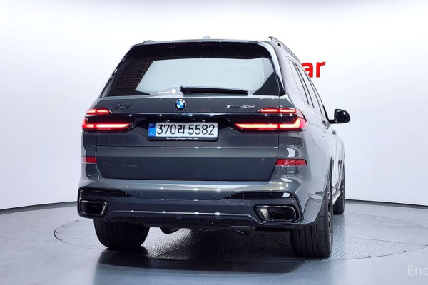 2025 BMW X7 с пробегом 9 123 км