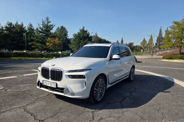 2025 BMW X7 с пробегом 40 100 км