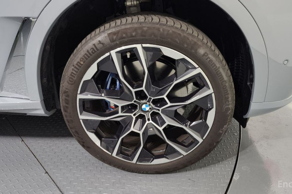 2024 BMW X7 с пробегом 17 843 км