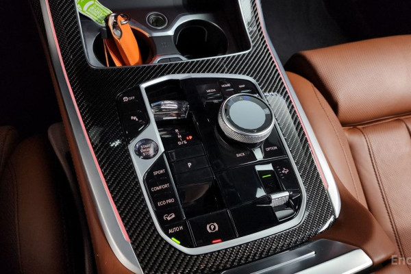 2025 BMW X7 с пробегом 9 123 км