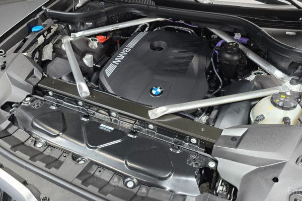 2025 BMW X7 с пробегом 5 733 км