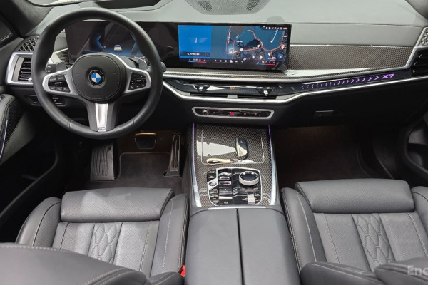 2025 BMW X7 с пробегом 5 733 км