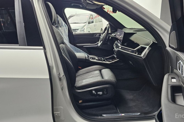 2024 BMW X7 с пробегом 12 823 км