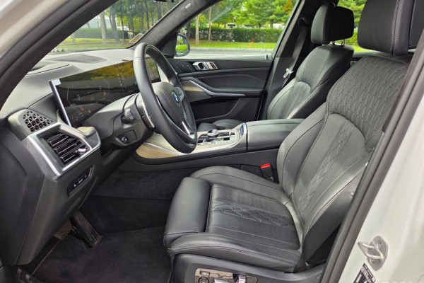 2025 BMW X7 с пробегом 40 100 км
