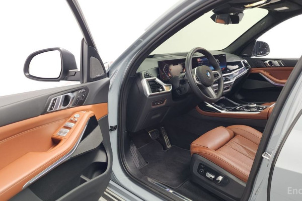 2024 BMW X7 с пробегом 17 843 км