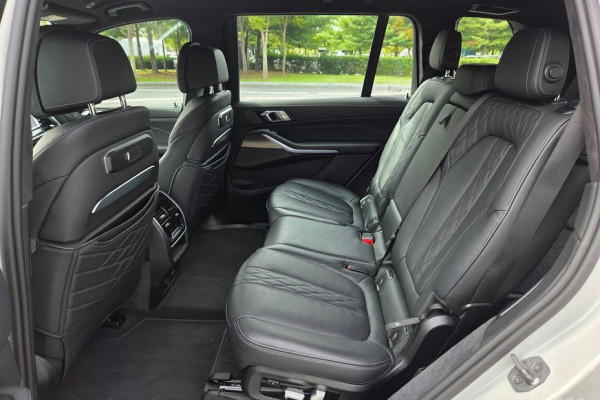 2025 BMW X7 с пробегом 40 100 км