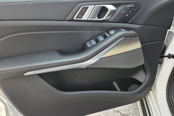 2025 BMW X7 с пробегом 40 100 км