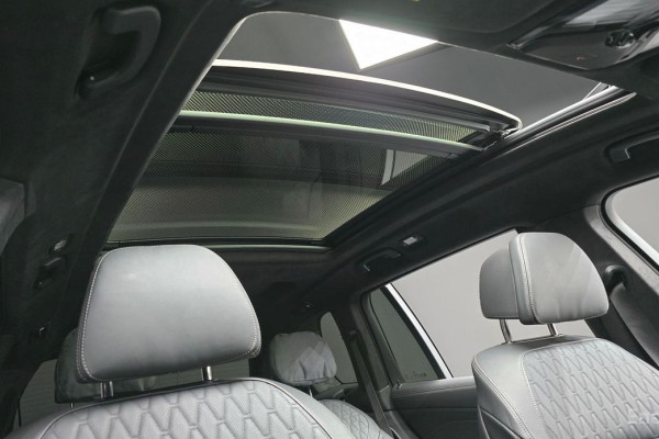 2025 BMW X7 с пробегом 5 733 км