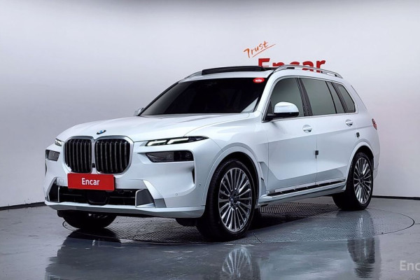 2024 BMW X7 с пробегом 8 162 км
