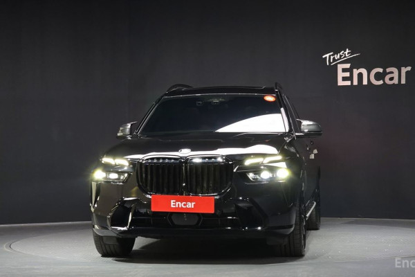 2024 BMW X7 с пробегом 17 626 км