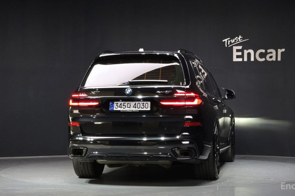 2024 BMW X7 с пробегом 17 626 км
