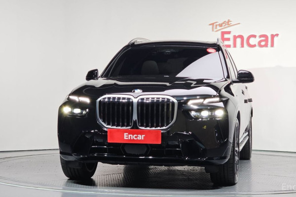 2024 BMW X7 с пробегом 32 593 км
