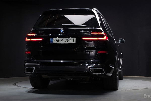 2025 BMW X7 с пробегом 13 184 км