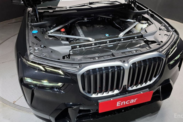 2025 BMW X7 с пробегом 13 184 км