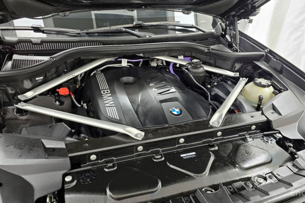 2024 BMW X7 с пробегом 17 626 км