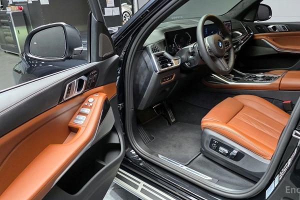 2025 BMW X7 с пробегом 13 184 км