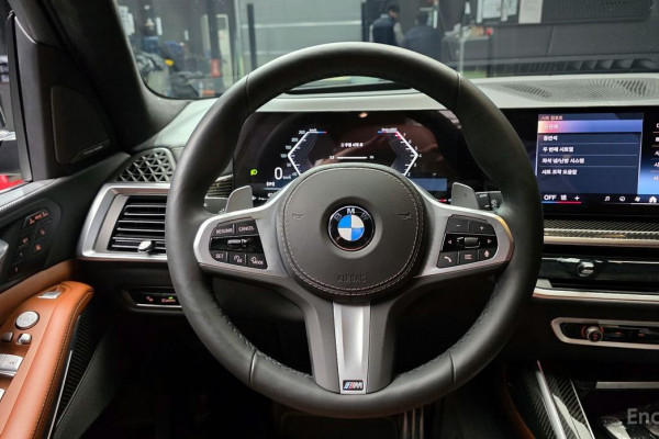 2025 BMW X7 с пробегом 13 184 км