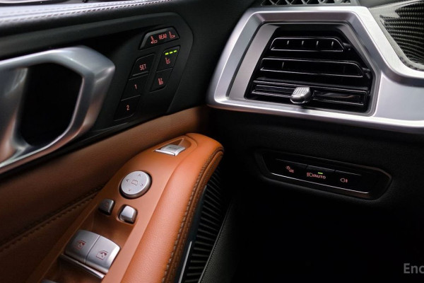 2025 BMW X7 с пробегом 13 184 км