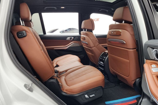 2024 BMW X7 с пробегом 8 162 км