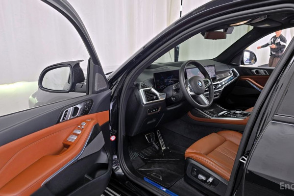 2024 BMW X7 с пробегом 17 626 км