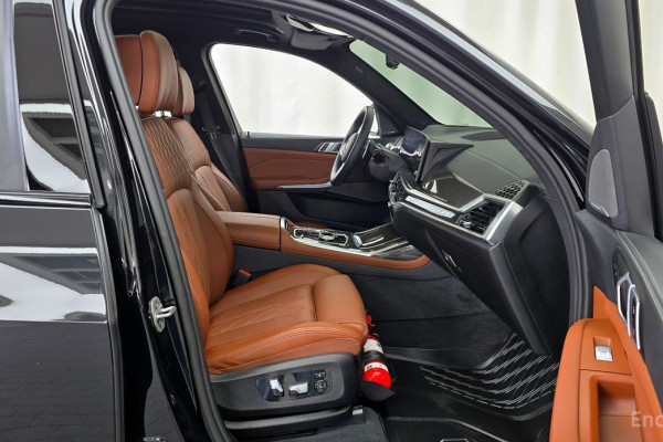 2024 BMW X7 с пробегом 17 626 км