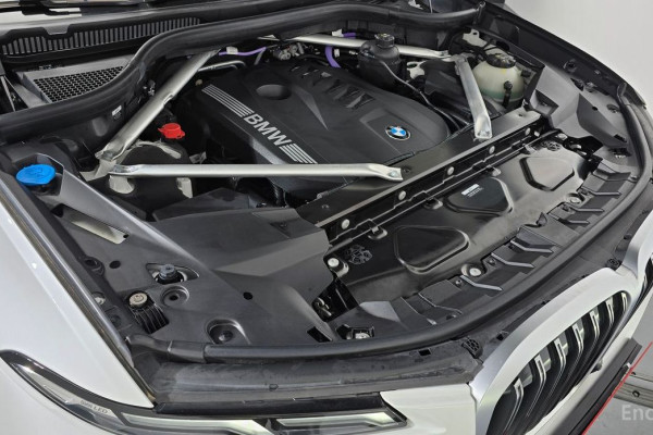 2024 BMW X7 с пробегом 7 651 км